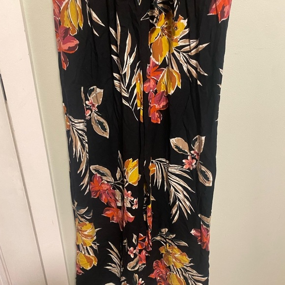 Anthropologie Brand Patrons of Peace Black Florals - Jumpsuit - Sleeveless - L - Picture 4 of 10